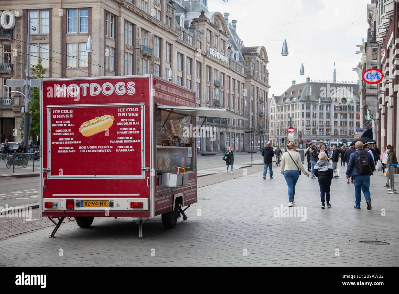 Cantine hot dog dans le centre d'Amsterdam, pays-Bas Banque D'Images