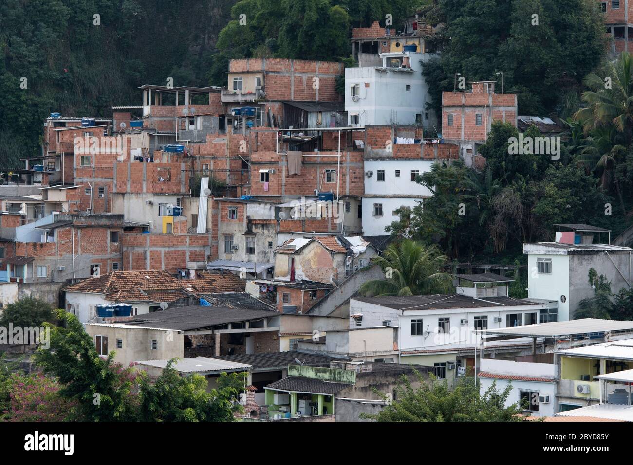 Rio, Brésil - 06 juin 2020 : point de vue de la communauté pauvre (favela) à rio de Janeiro Banque D'Images