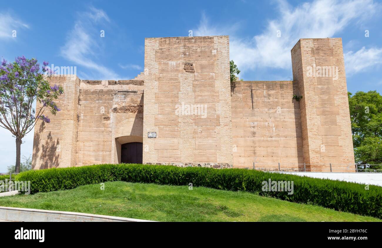 Château de Zunigas dans le village de Cartaya, Huelva. Villages blancs d'Espagne. Le château fort de Los Zuniga est une construction défensive du 15ème Banque D'Images
