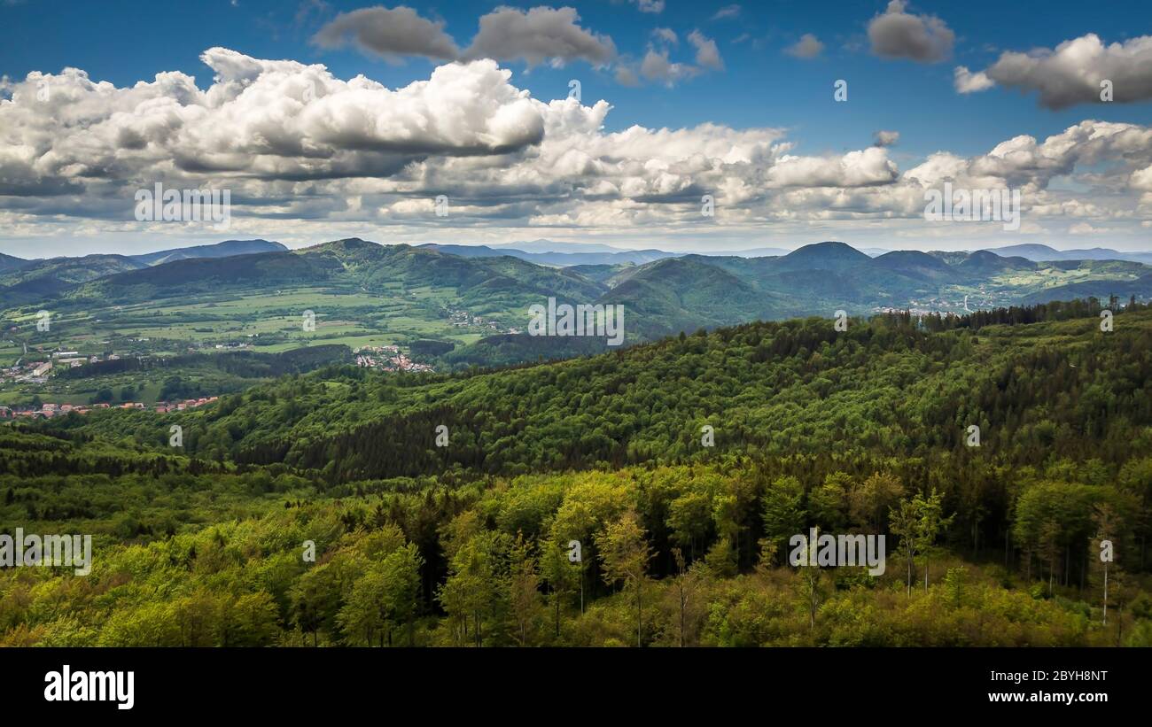 Vue sur les montagnes Suche depuis les montagnes Owl Banque D'Images