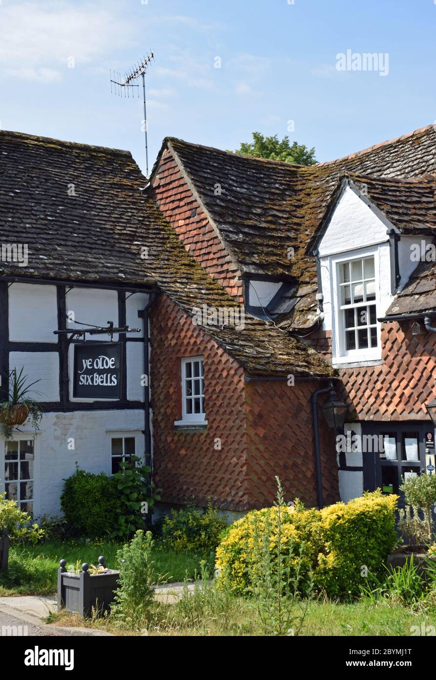 Horley Surrey Ye Olde six Bells 1 couleur Banque D'Images