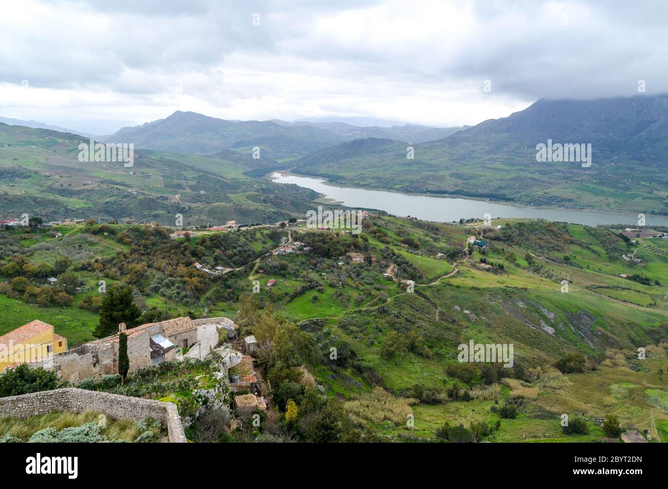 Barrage de Rosamarina, Sicile, Italie Banque D'Images