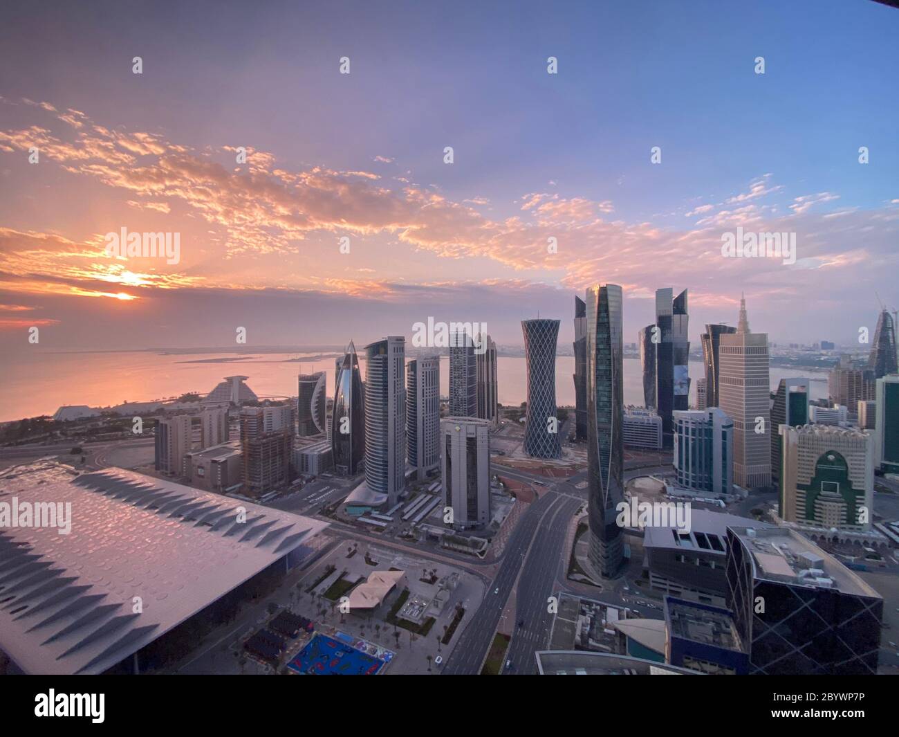 Magnifique paysage urbain vue aérienne de la baie ouest de Doha Banque D'Images