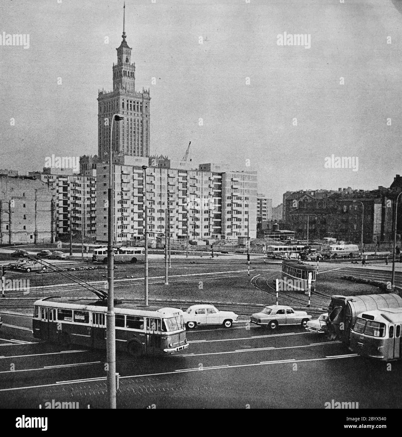 Rond-point ONZ à Varsovie Pologne, vue sur le sud-est ca. années 1960 Banque D'Images