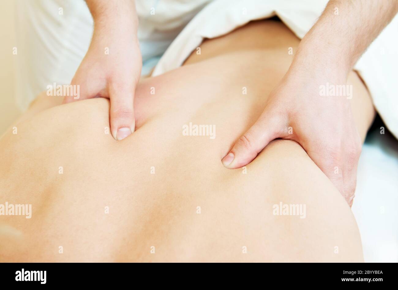 technique de massage médical manuel Banque D'Images