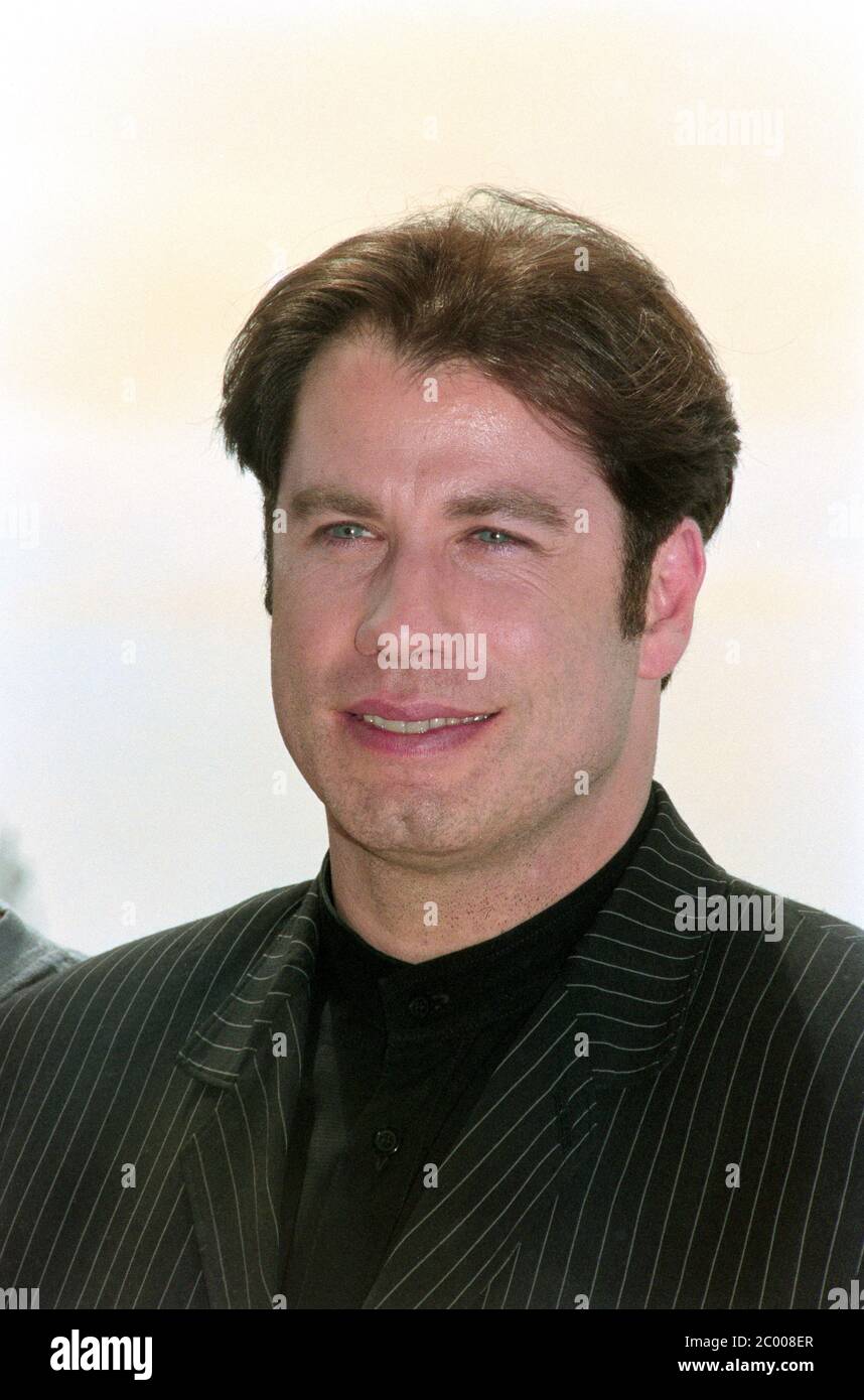 CANNES, FRANCE. Mai 1994 : acteur John Travolta au Festival du film 1994 à Cannes. Photo de fichier © Paul Smith/Featureflash Banque D'Images