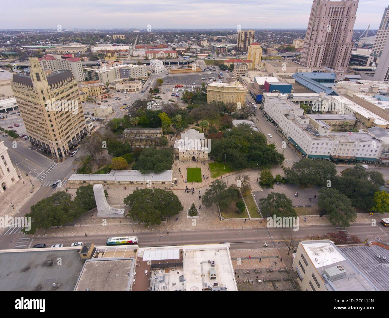Vue aérienne de la mission Alamo dans le centre-ville de San Antonio,  Texas, Texas, États-Unis. La Mission fait partie du site du patrimoine  mondial des missions de San Antonio Photo Stock -