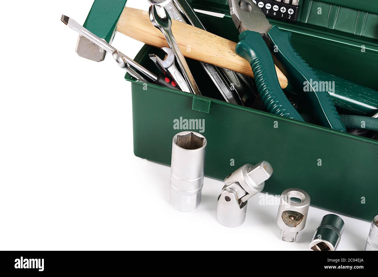 Boîte avec des outils de construction isolé Banque D'Images