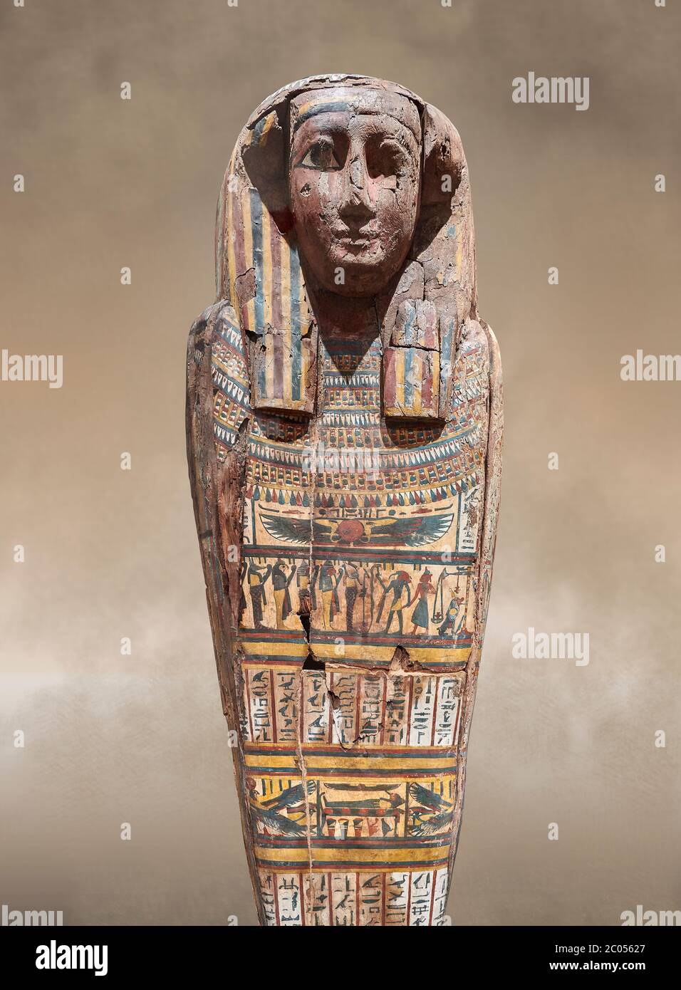 Sarcophage égyptien en bois antique - la tombe de Tagiaset, Iuefdi & Harwa vers la 25ème dynastie (7ème cent av. J.-C.) Thèbes. Musée égyptien, Turin. Peut-être Banque D'Images