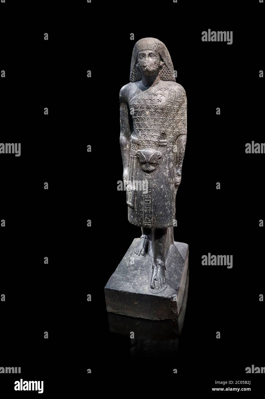 Ancienne statue égyptienne d'Aanen, second prêtre d'Amon, granodioitique, Nouveau Royaume, 18e dynastie, (1390-1353, Thèbes. Musée égyptien, Turin. Un digni Banque D'Images