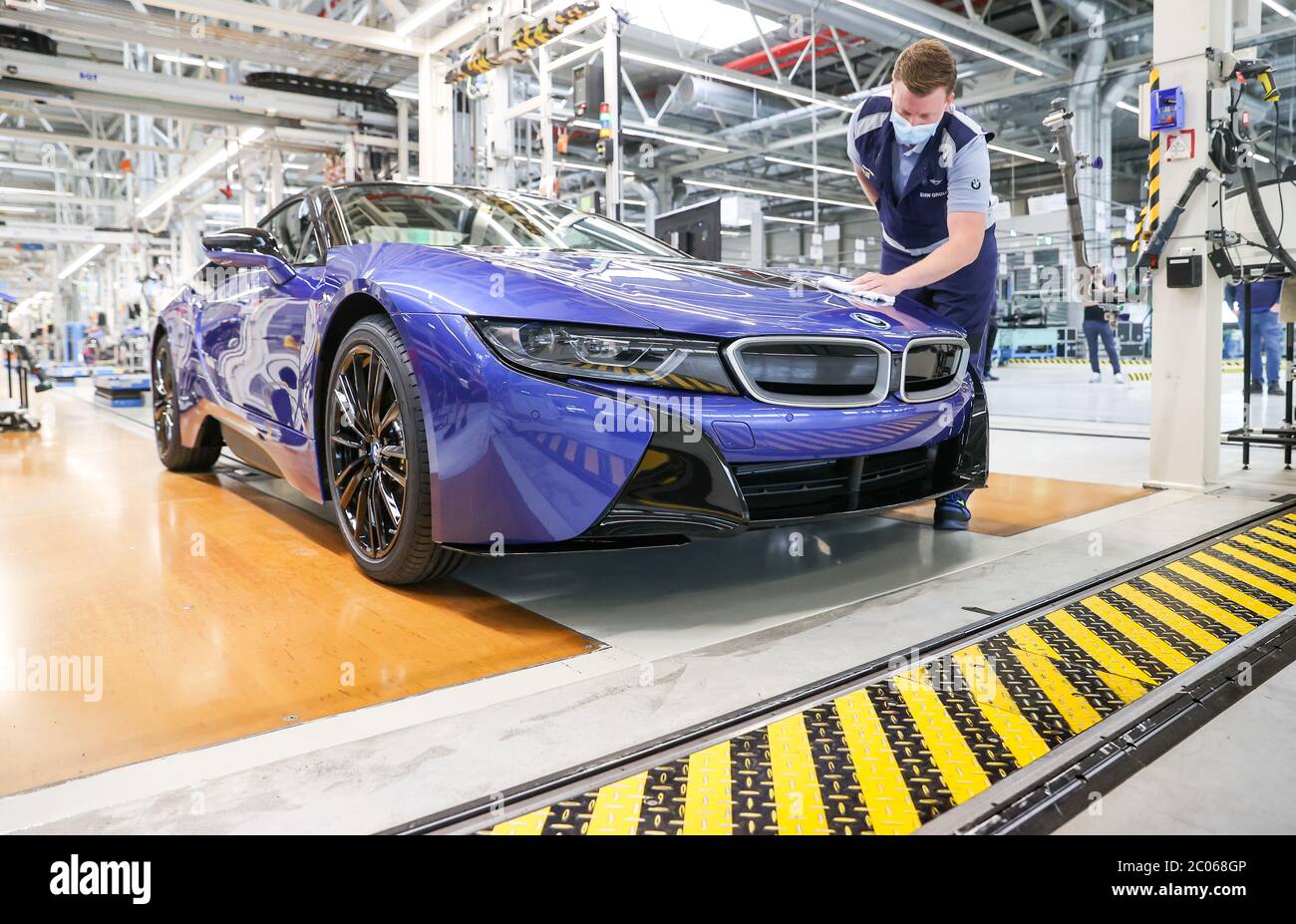 BMW i8, la dernière voiture sort de l'usine