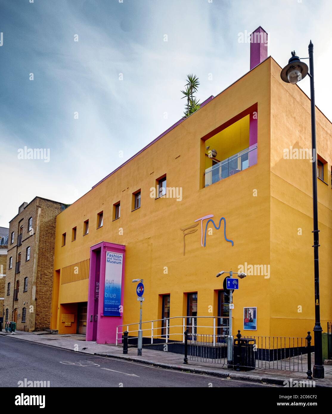 Musée du textile de mode, Bermondsey Street, Londres, Angleterre - un musée dédié à la mode contemporaine et au design textile Banque D'Images