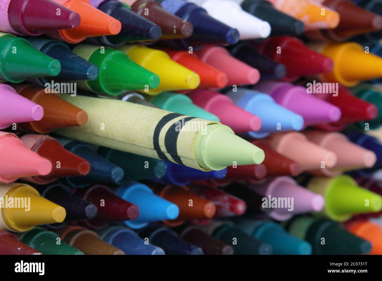 Crayons de cire colorés avec faible profondeur de champ Banque D'Images