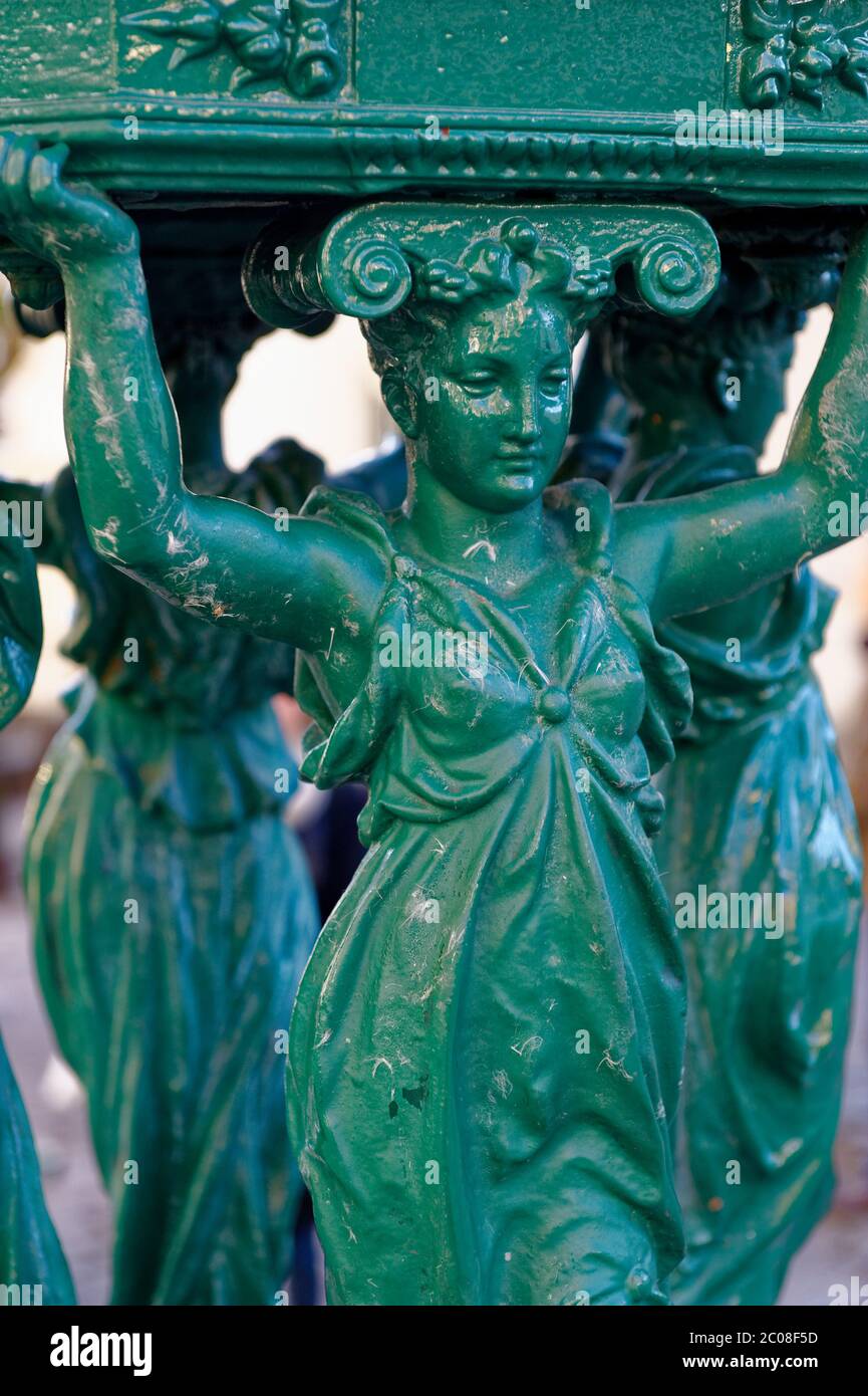 Détails des Fontaines Wallace de Paris, France. Conçu par Charles-Auguste Lebourg, sculpteur. Banque D'Images