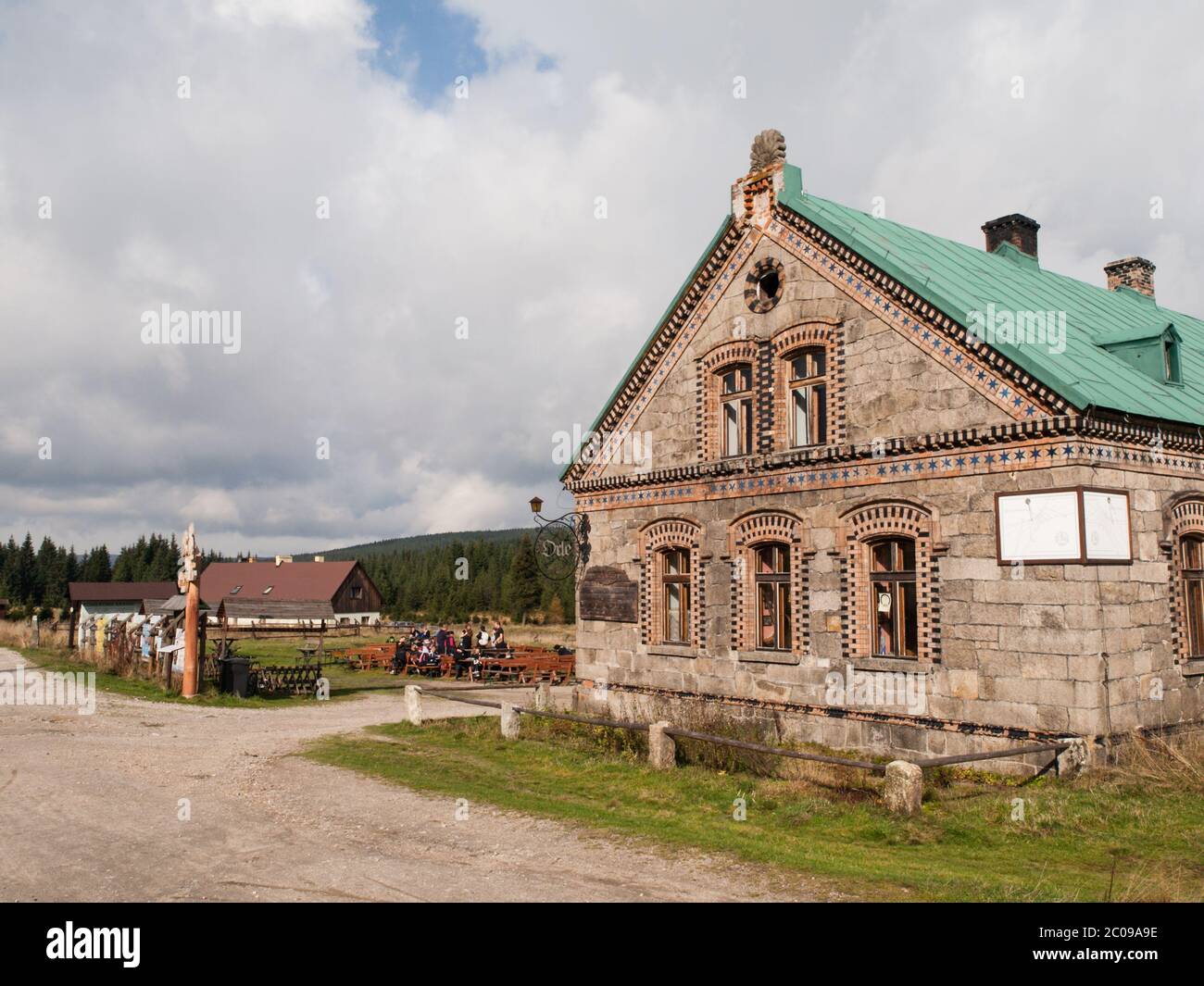 Gamekeepers House, chalet touristique d'aujourd'hui à Orle, Jizera Mountains, Pologne Banque D'Images