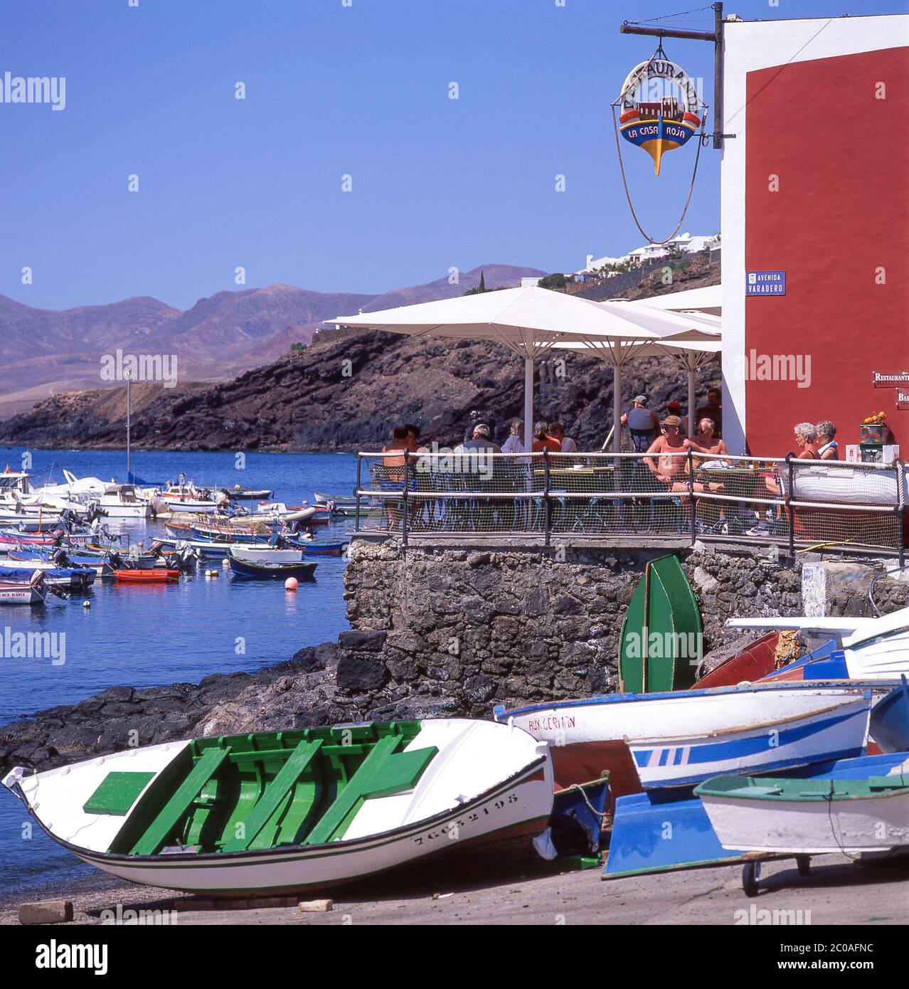 Restaurant la Casa Roja dans le port, Puerto del Carmen, Lanzarote, îles Canaries, Espagne Banque D'Images