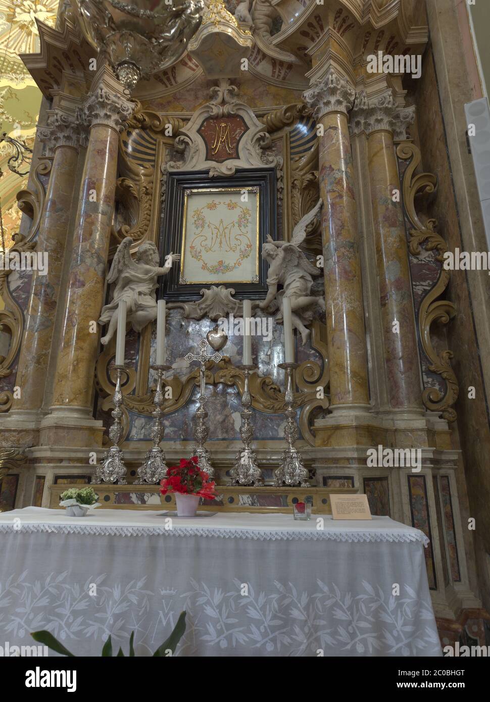Rovereto Trentino-Haut-Adige Italie. Église de San Marco. Autel de Maria Vergine Ausiliatrice. Banque D'Images