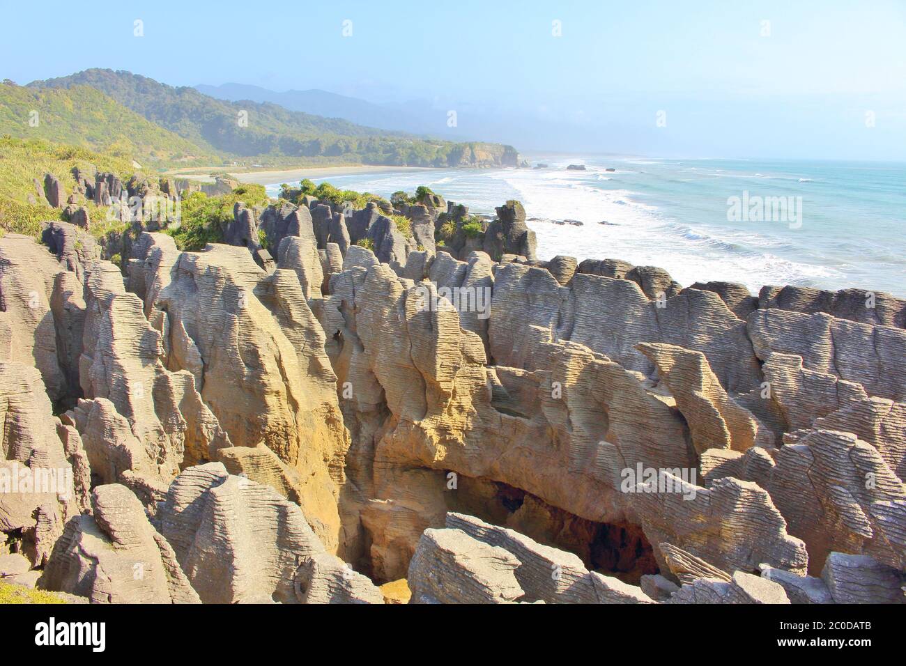 Pancake Rocks pittoresque et sauvage à Punakaiki en Nouvelle-Zélande Banque D'Images