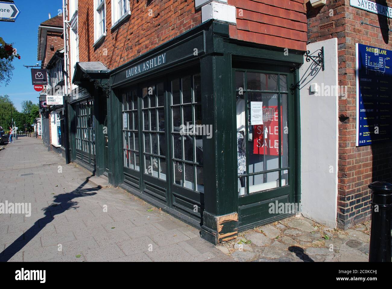 La branche fermée de la chaîne textile Laura Ashley à Tenterden, dans le Kent, en Angleterre, le 31 mai 2020. Banque D'Images