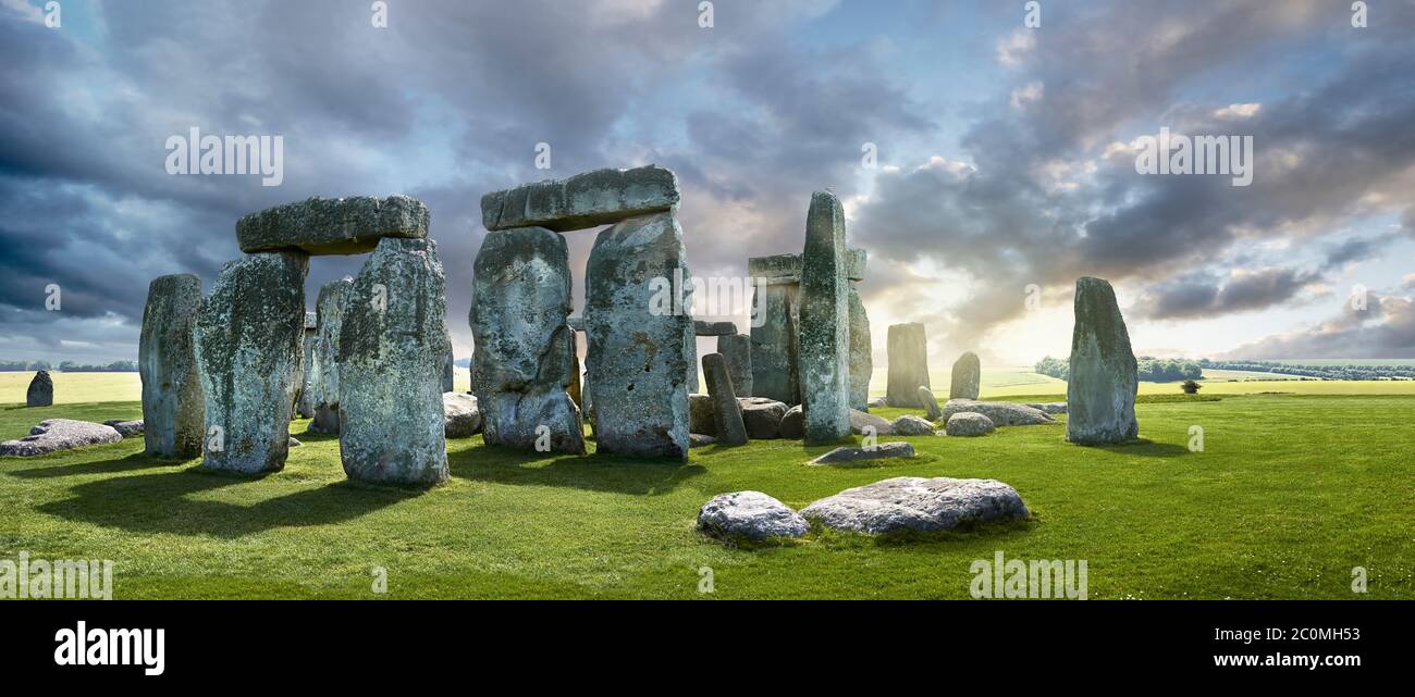 Ancien Néolithique Stonehenge le cercle de pierre debout, monument du patrimoine mondial de l'UNESCO, Wilshire, Angleterre Banque D'Images