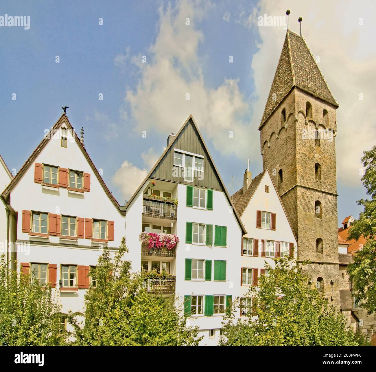 Vue depuis la muraille de la ville jusqu'à Metzgerturm Banque D'Images