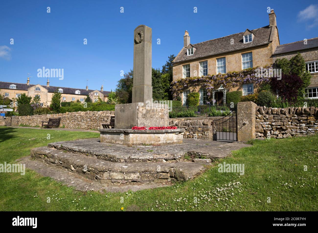 Mémorial de guerre sur le village vert, Blockley, Cotswolds, Gloucestershire, Angleterre, Royaume-Uni Banque D'Images