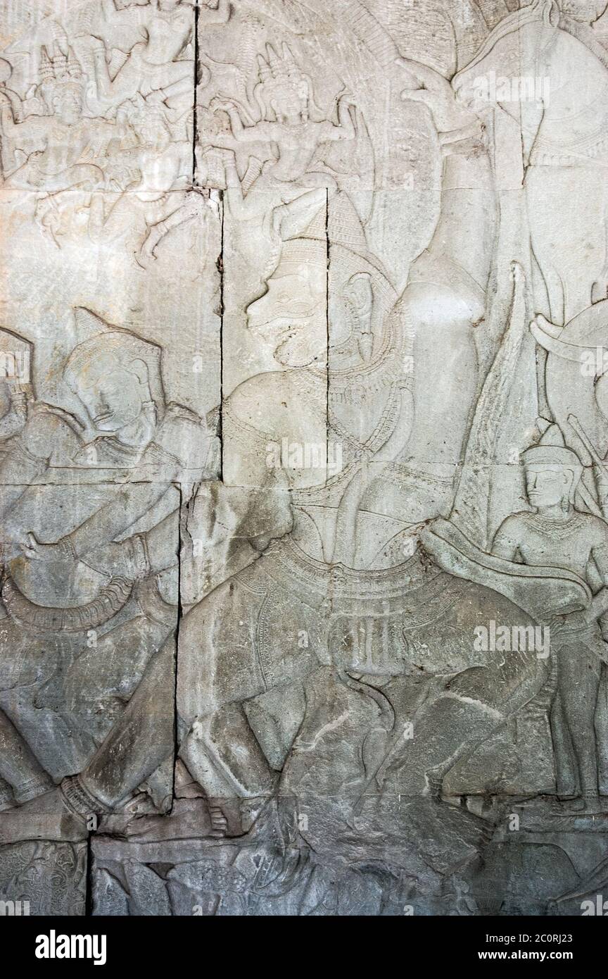 Sculpture khmère ancienne du dieu singe hindou Hanuman. Galerie de l'océan du lait, temple d'Angkor Wat, Siem Reap, Cambodge. Banque D'Images