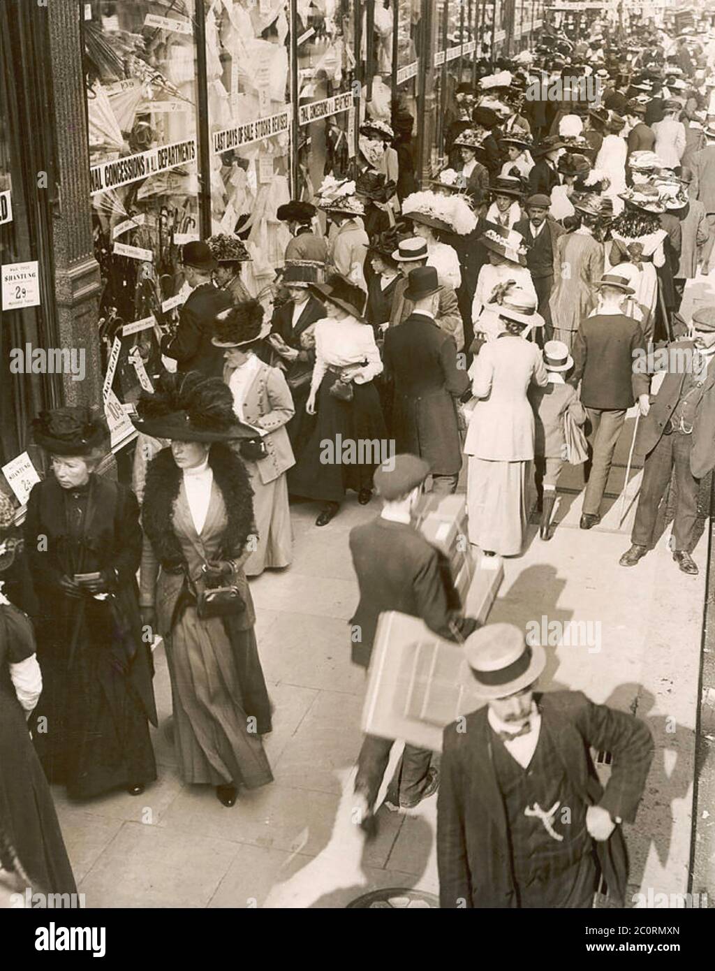 OXFORD STEET CHIFFRE D'AFFAIRES ENVIRON 1908. Banque D'Images