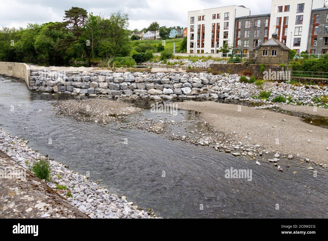 Rivière Bandon ou Bandon River, sécheresse à l'ouest de Cork Irlande Banque D'Images