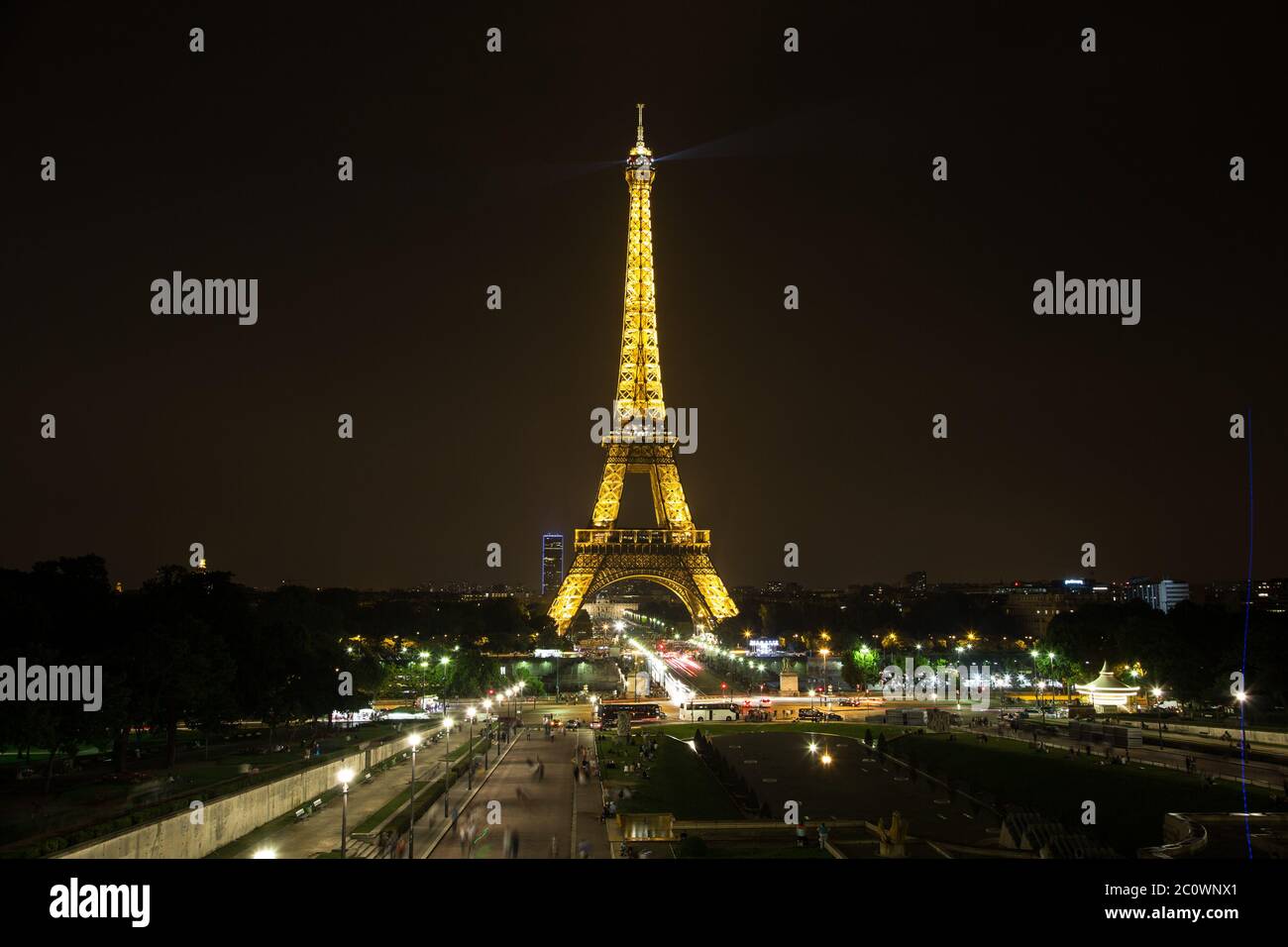 La Tour Eiffel à la Nigh à Paris Banque D'Images