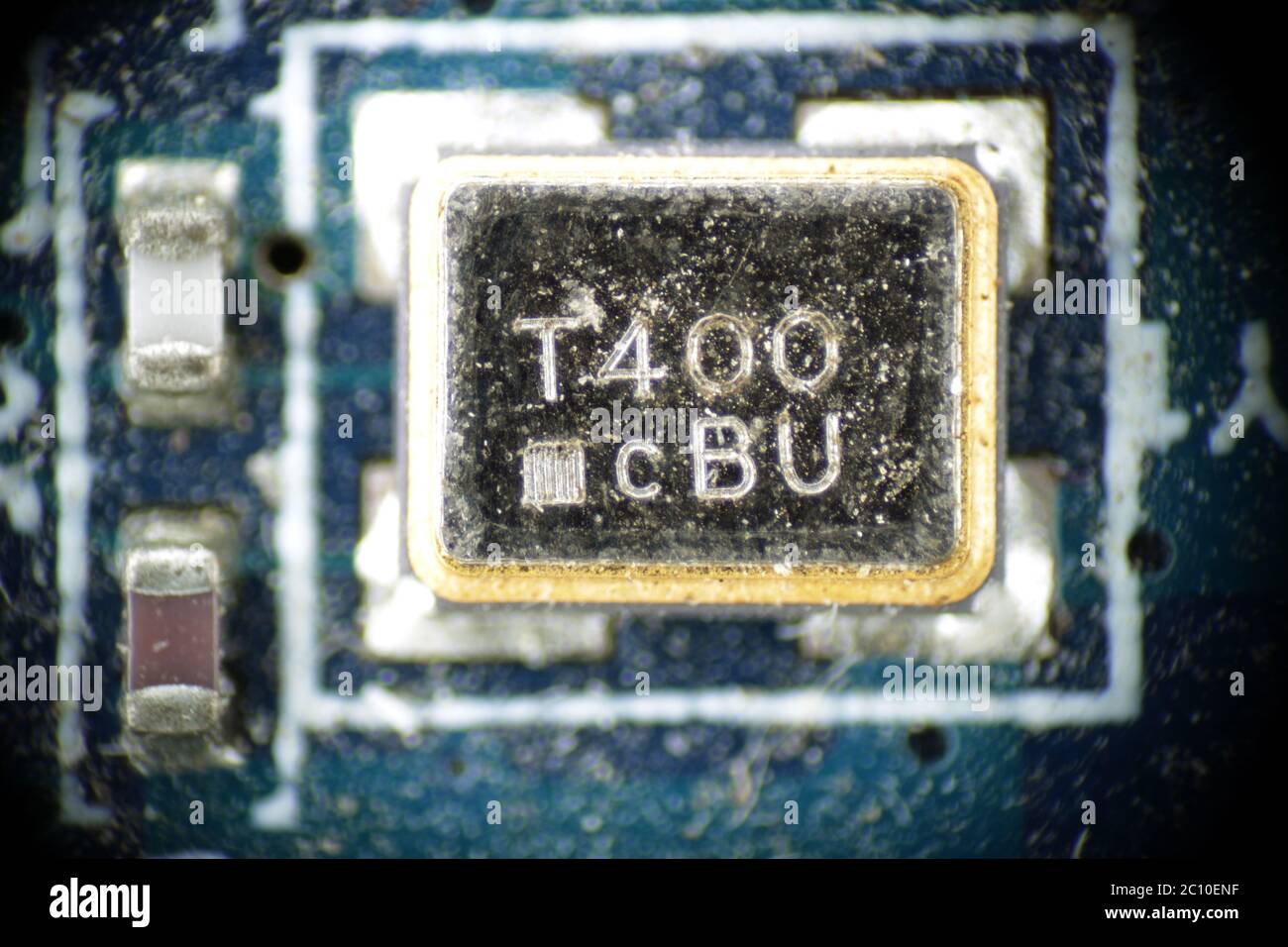 photo macro d'un composant électronique sur la carte de circuit imprimé Banque D'Images