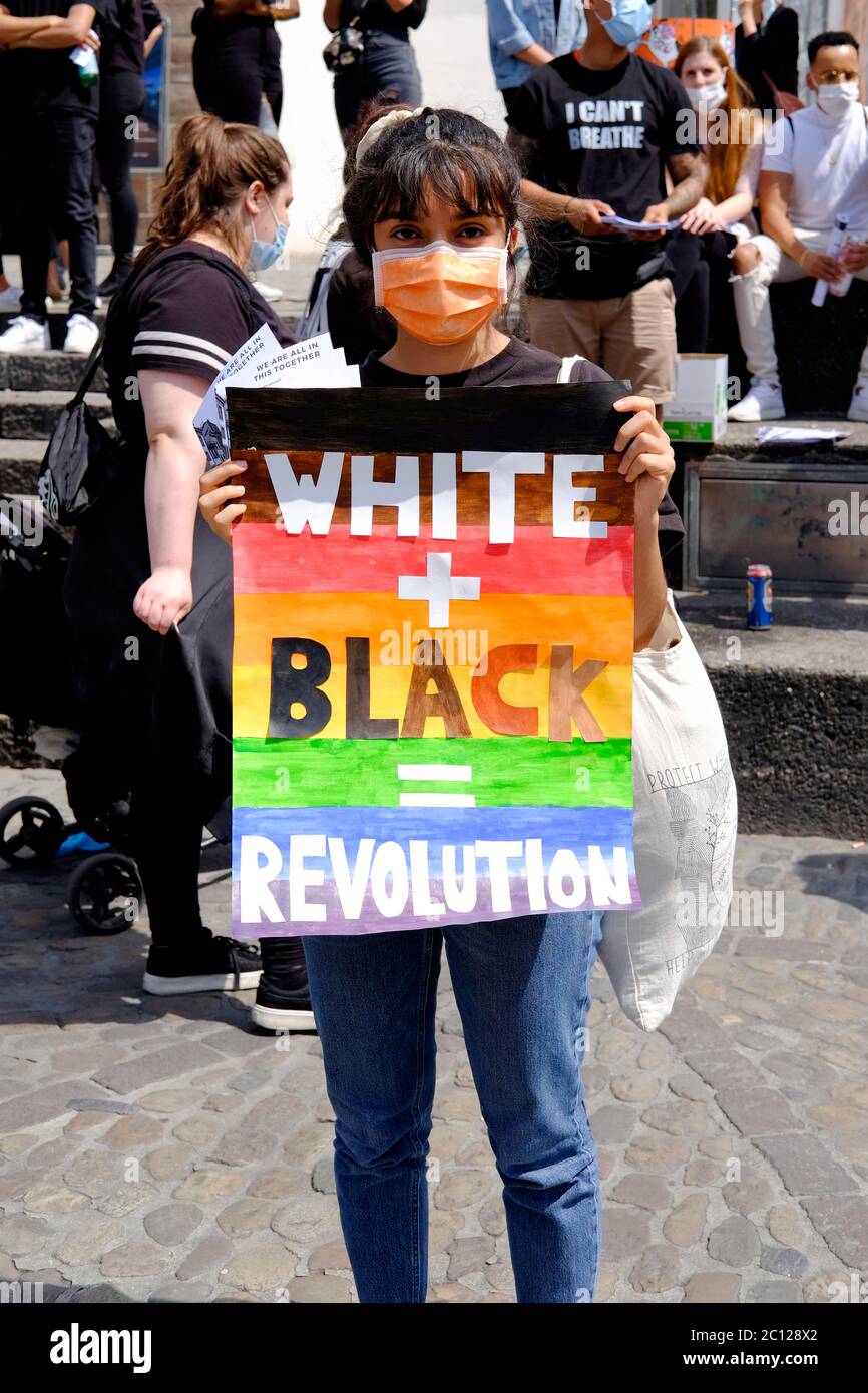 Les Black Lives Matter protestent à Bâle, en Suisse. Banque D'Images