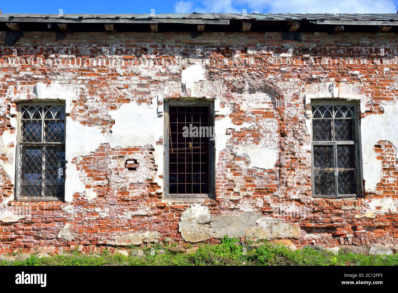 Ancien bâtiment dans le monastère de Kirillo-Belozersky par jour. Banque D'Images
