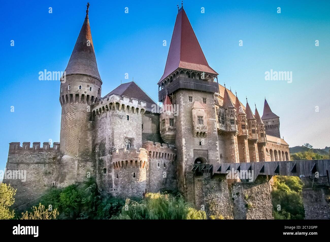 Hunyad castle Banque de photographies et d’images à haute résolution ...