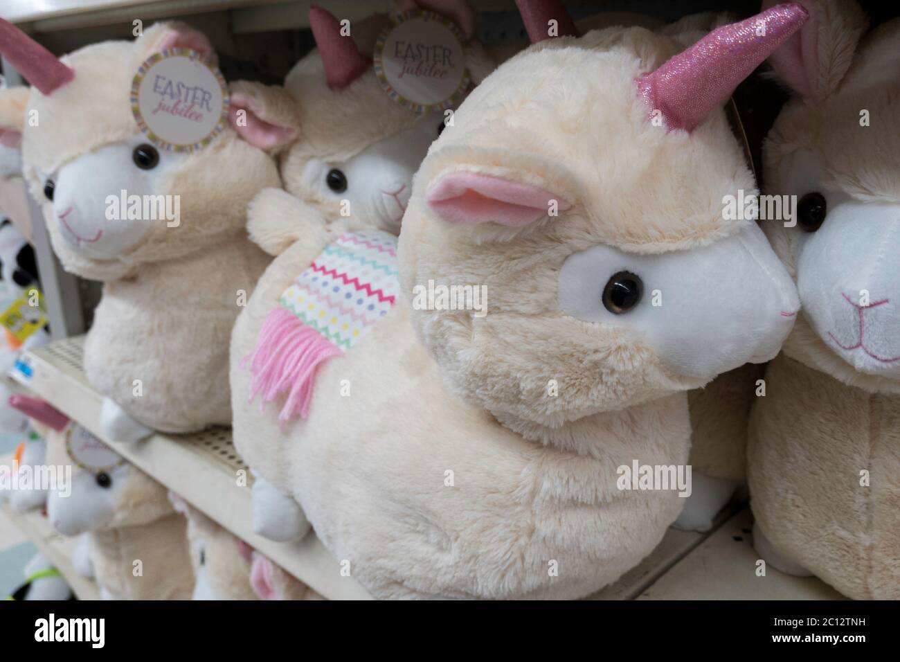 Affichage animal bourré à Kmart, New York, Etats-Unis Banque D'Images