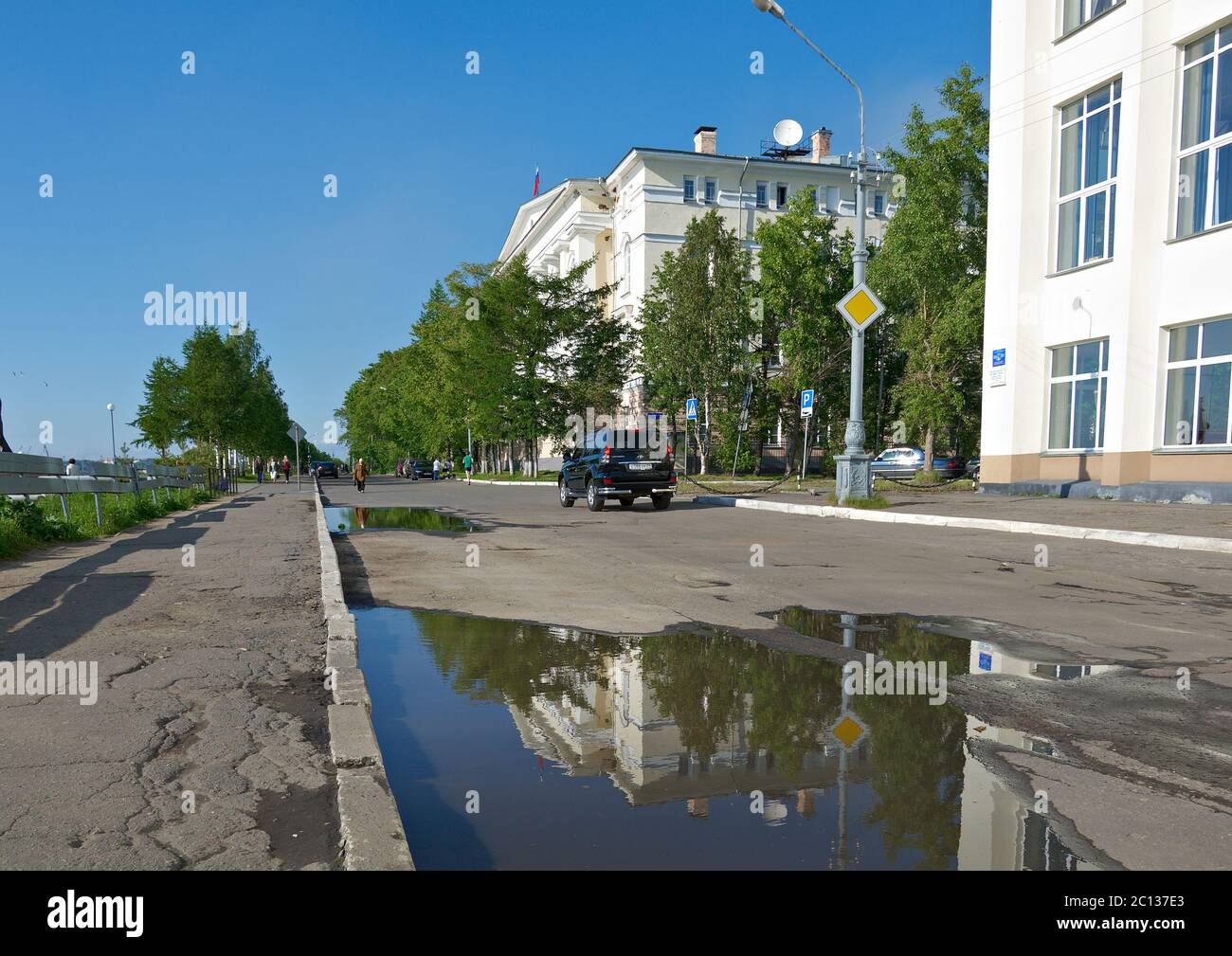 Digue de la rivière Dvina Septentrionale Banque D'Images