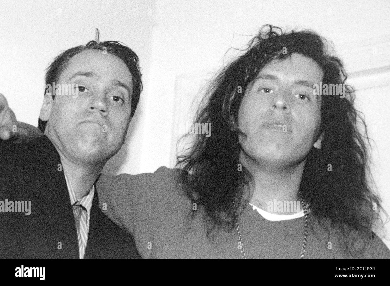 Ray Neal et Mark Mulcahy de Miracle Legion lors d'un événement de presse à Rough Trade Records. Londres, le 24 avril 1989 | utilisation dans le monde entier Banque D'Images