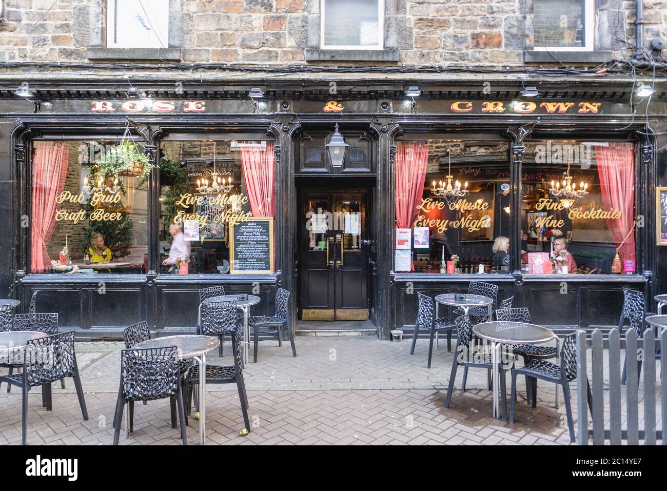 Le Rose & Crown pub est situé sur Rose Street dans la ville d'Edimbourg, la capitale de l'Écosse, une partie du Royaume-Uni Banque D'Images