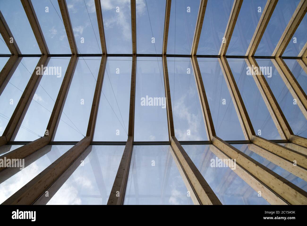 Toit en bois et verre Banque D'Images