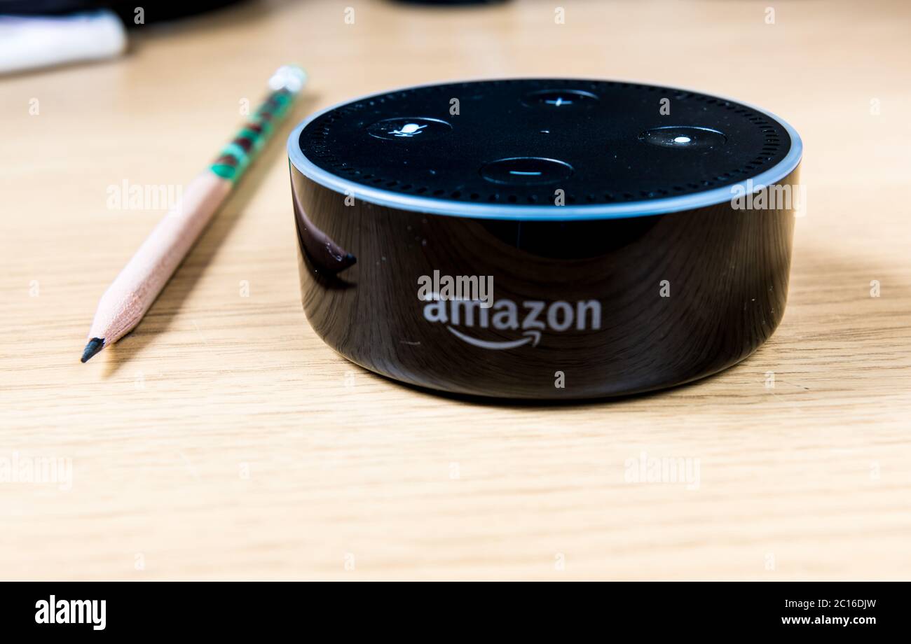 Alexa l'assistant virtuel ai technologie d'Amazon Banque D'Images