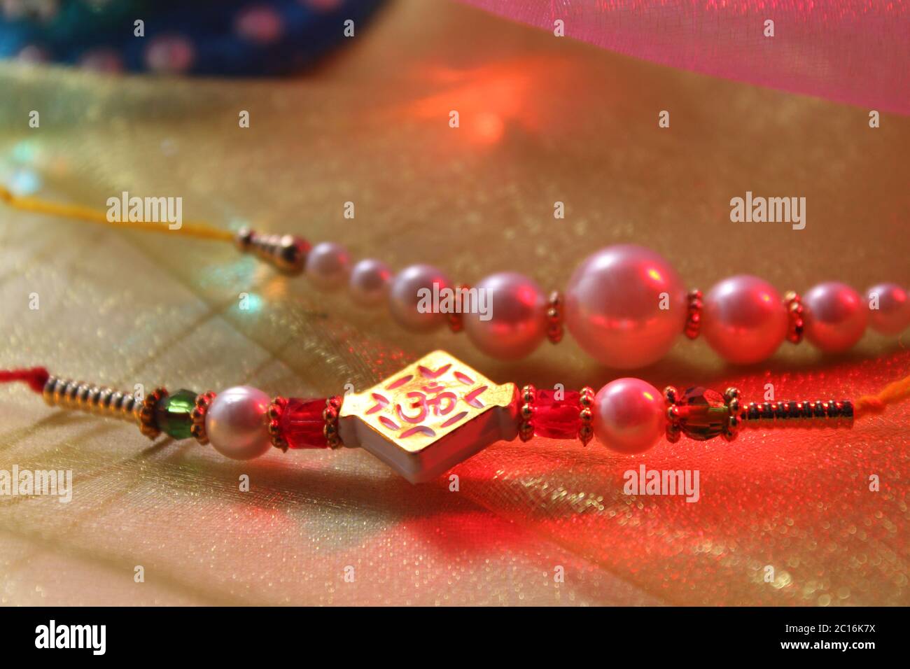Raksha Bandhan festival, concept montrant le designer Rakhi Banque D'Images Raksha Bandhan festival, concept montrant le designer Rakhi Banque D'Images