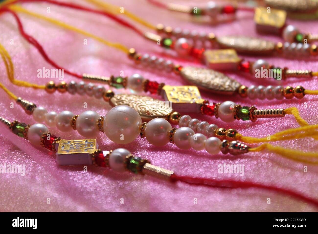 Raksha Bandhan festival, concept montrant le designer Rakhi Banque D'Images Raksha Bandhan festival, concept montrant le designer Rakhi Banque D'Images