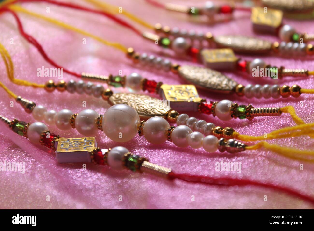 Raksha Bandhan festival, concept montrant le designer Rakhi Banque D'Images Raksha Bandhan festival, concept montrant le designer Rakhi Banque D'Images