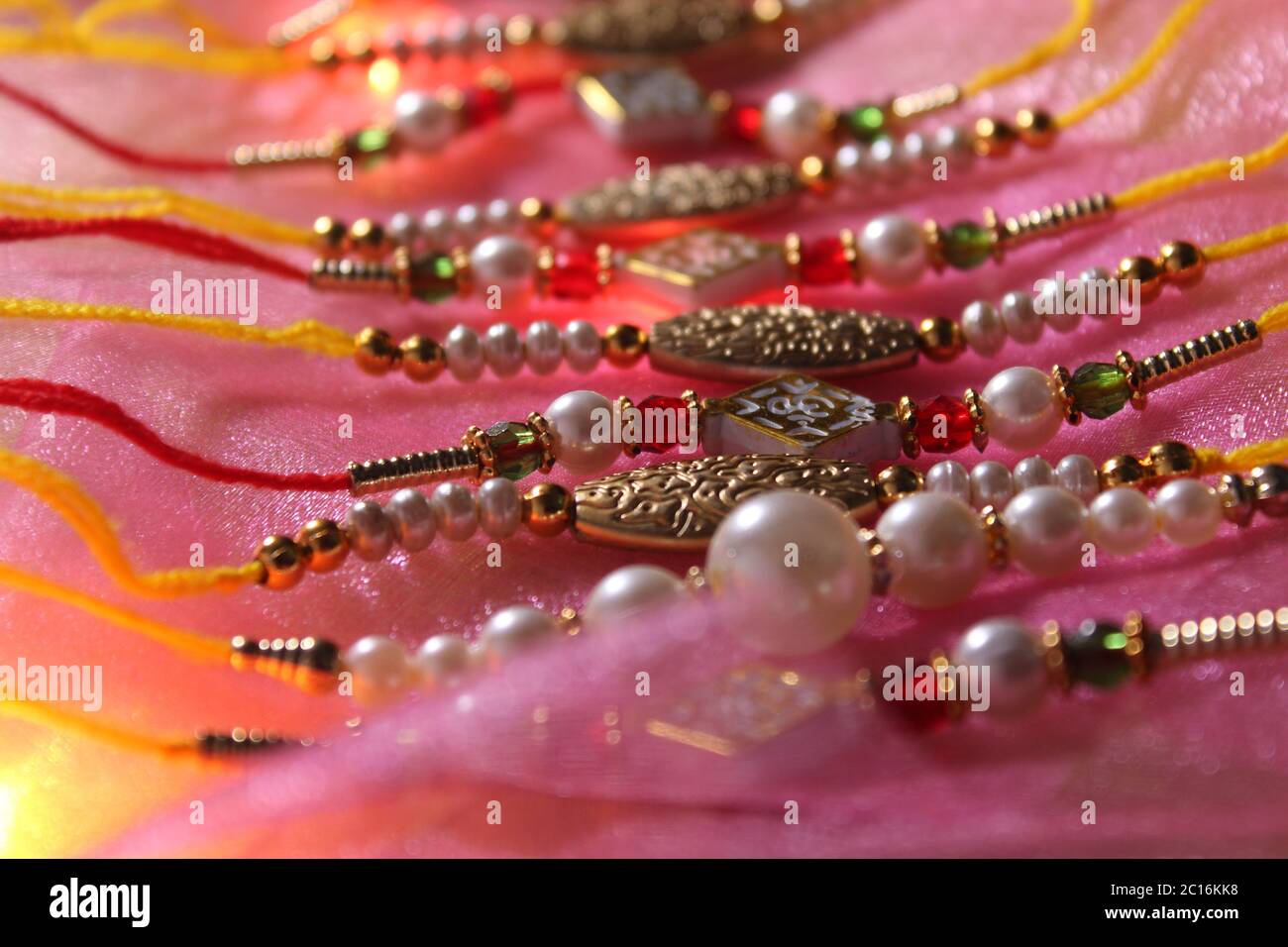 Raksha Bandhan festival, concept montrant le designer Rakhi Banque D'Images Raksha Bandhan festival, concept montrant le designer Rakhi Banque D'Images