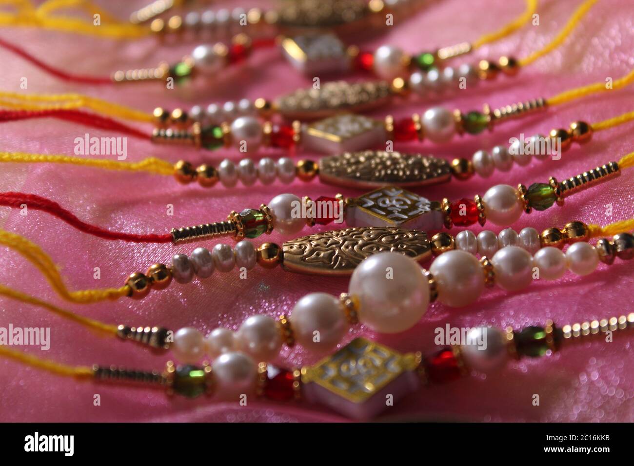 Raksha Bandhan festival, concept montrant le designer Rakhi Banque D'Images Raksha Bandhan festival, concept montrant le designer Rakhi Banque D'Images