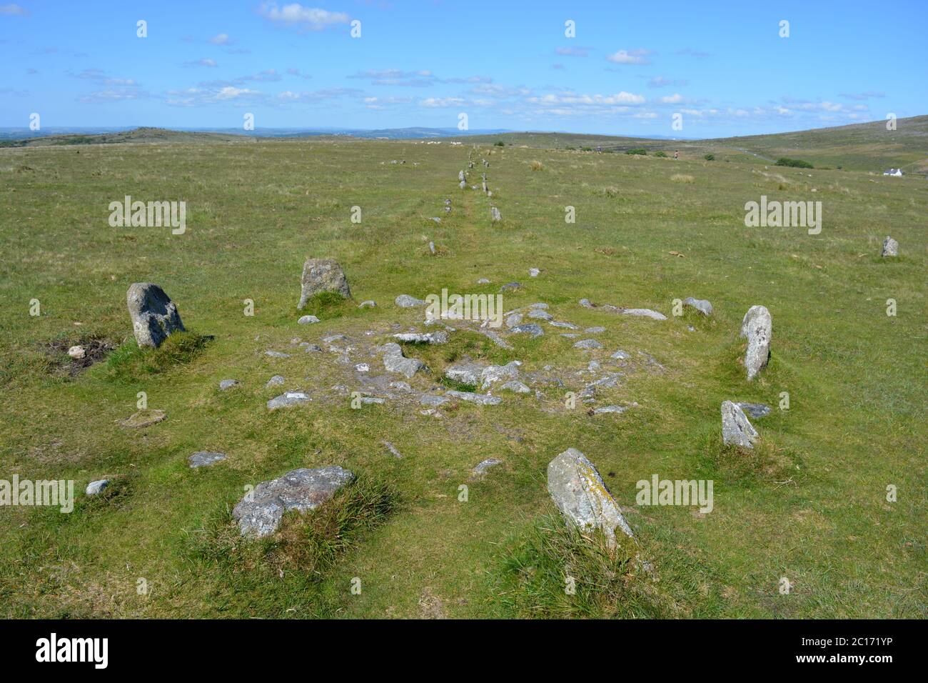 Cercle de pierre, antiquité préhistorique associée au site de peuplement néolithique à l'âge moyen de bronze, Merrivale, parc national de Dartmoor, Devon, Royaume-Uni Banque D'Images