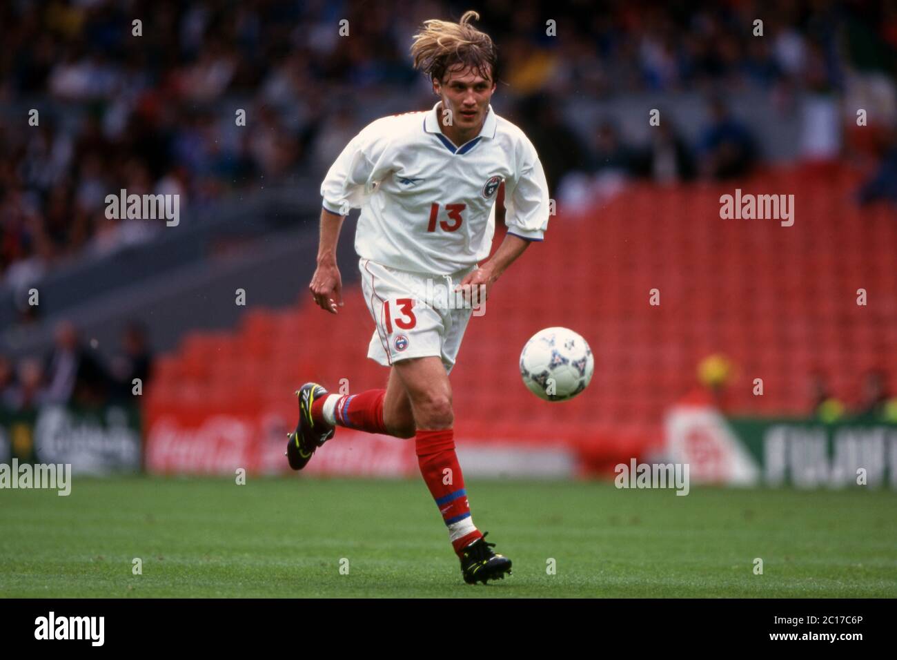 GROSSBRITANNIEN. 12 avril 2020. Football, firo: Championnat européen de football 11.06.1996 Euro 1996 groupe, groupe 3, groupe C, archive photo, archive photos Italie - Russie 2: 1 Evgeniy Bushmanov, single action | usage Worldwide crédit: dpa/Alay Live News Banque D'Images