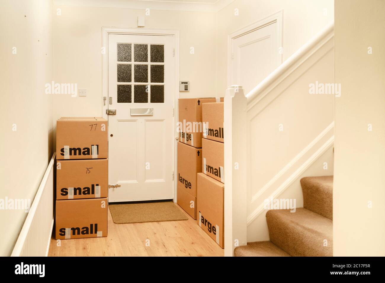 Pile de cartons d'emballage, déménagement de la maison, déménagement dans une nouvelle maison, Royaume-Uni Banque D'Images