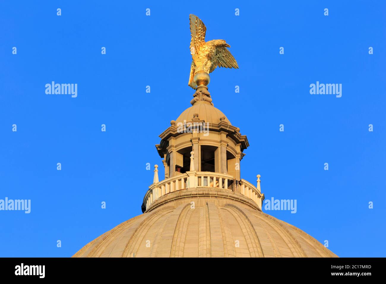 Golden Eagle on Dome, State Capitol Building, Jackson, Mississippi, États-Unis Banque D'Images