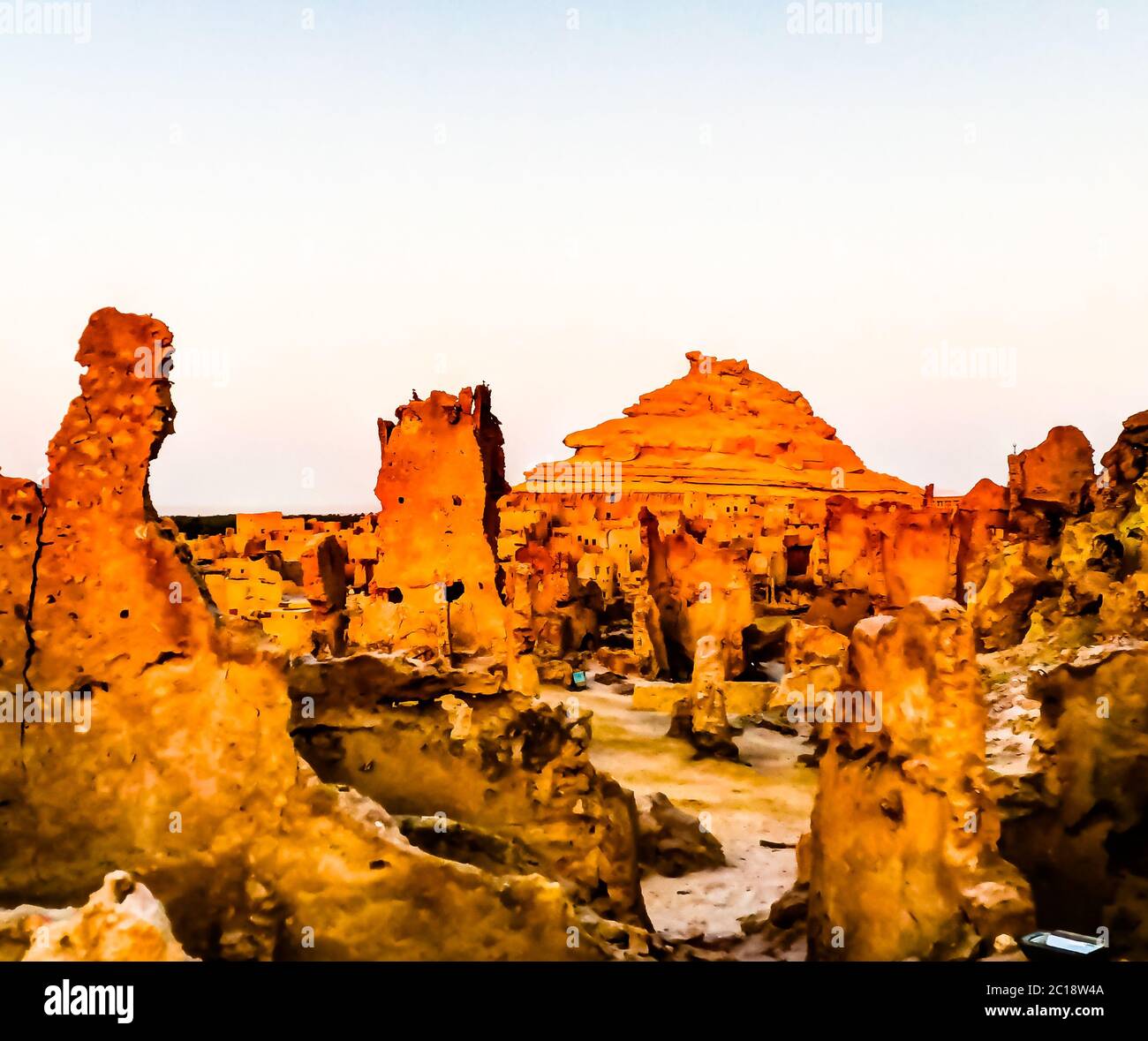 Panorama de la vieille ville de Shali et de la montagne Dakrour dans l'oasis de Siwa à Banque D'Images